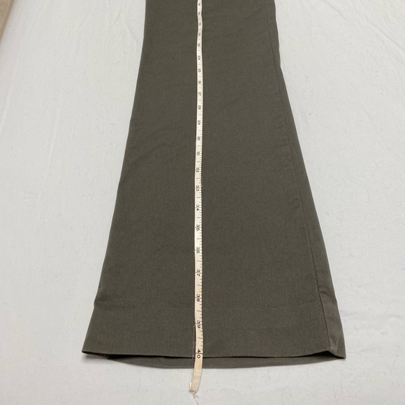 The Gap long khaki’s - Picture 6 of 10